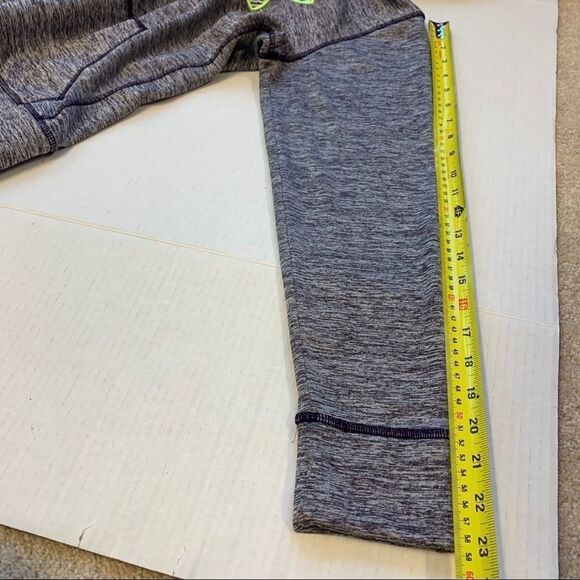 UNDER armour purple pullover hoodie size small - Picture 7 of 7